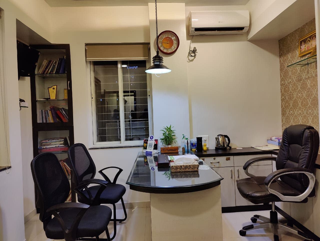 Private consultation room at MNAS Clinic, Pune